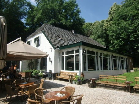 Groesbeek NL : Ortschaft Berg en Dal, Duivelsberg, das Pannenkoeken Restaurant befindet sich mitten im Naturschutzgebiet "De Duivelsberg".